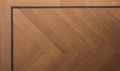 Eiken Visgraat Groot Verouderd Olie Extra Grijs - Knulst Houten Vloeren - Nunspeet - www.knulsthoutenvloeren.nl